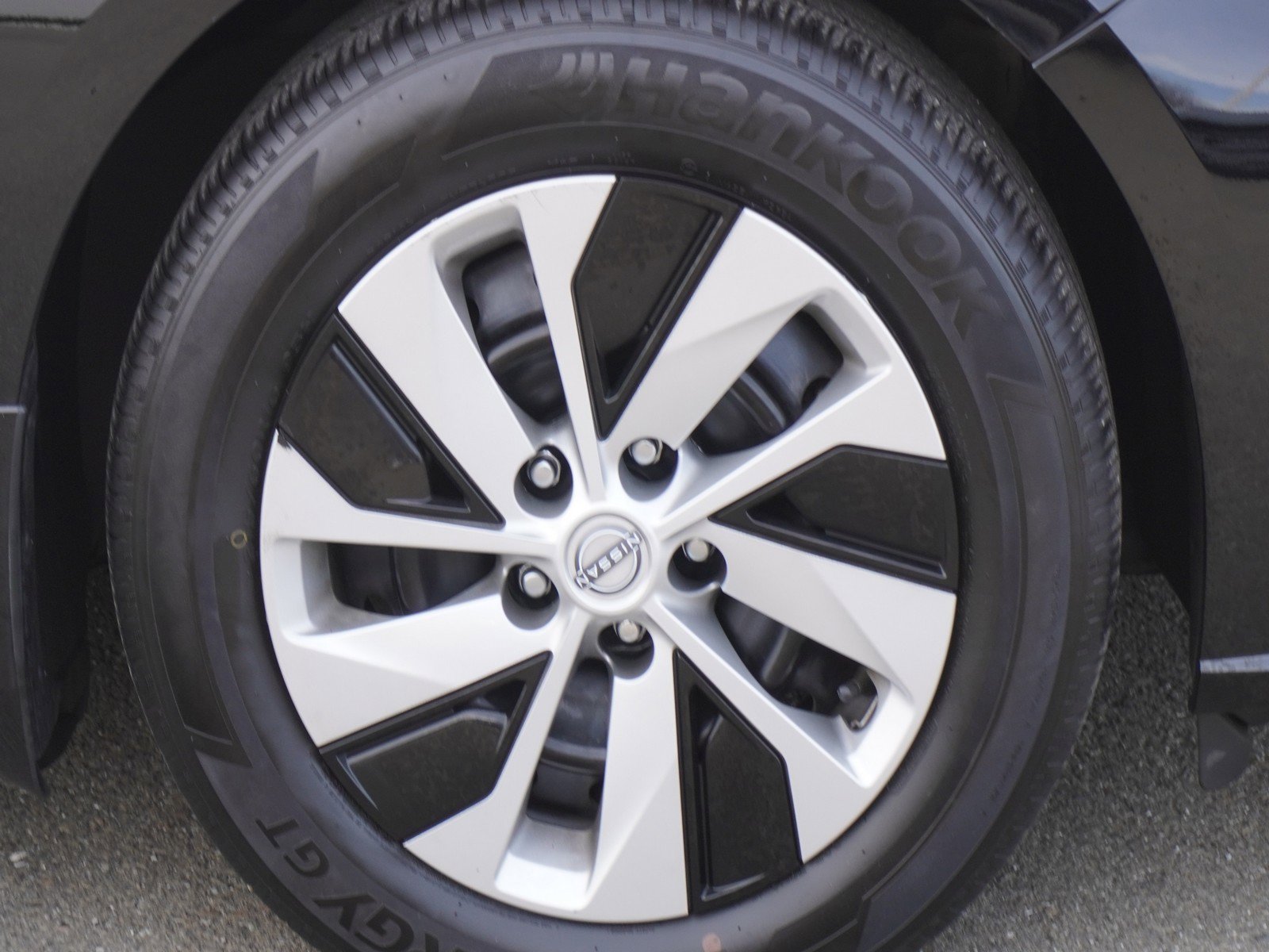 Used 2024 Nissan Altima 2.5 S image 5