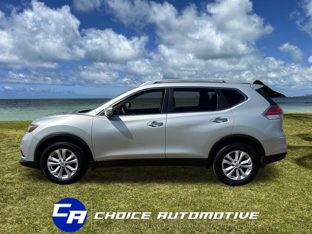 Used 2015 Nissan Rogue SV image 3