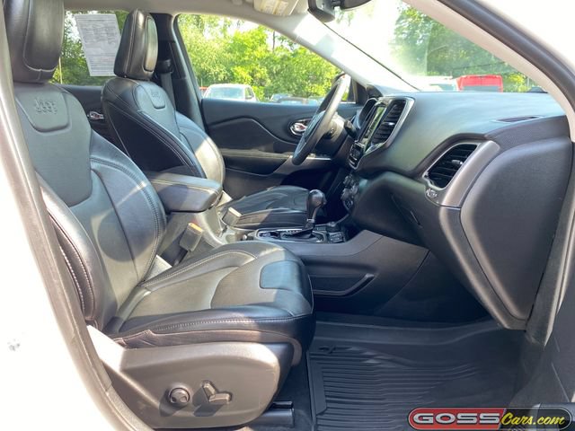Used 2022 Jeep Cherokee Limited w/ Mopar Interior Package AWD/4WD image 6