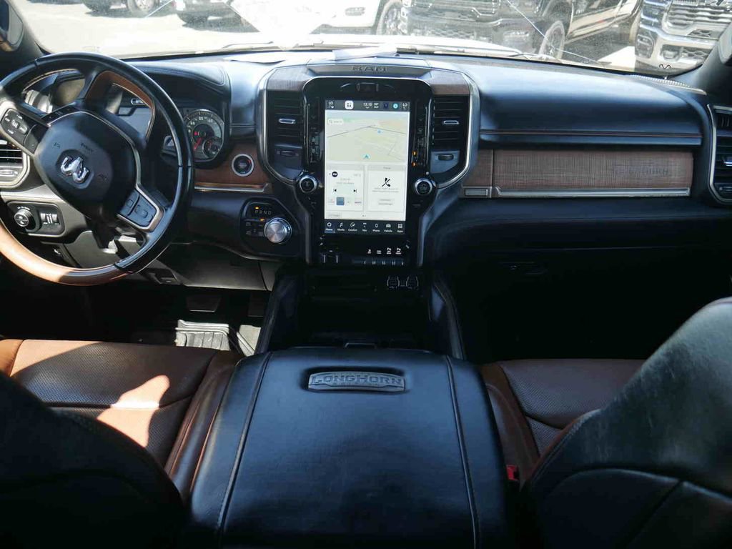 Used 2022 RAM 1500 Limited w/ Body-Colour Bumper Group image 4