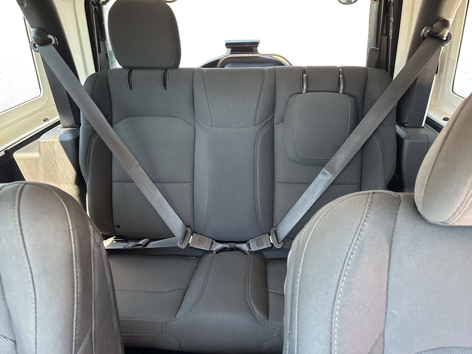 Used 2023 Jeep Wrangler Sport image 17