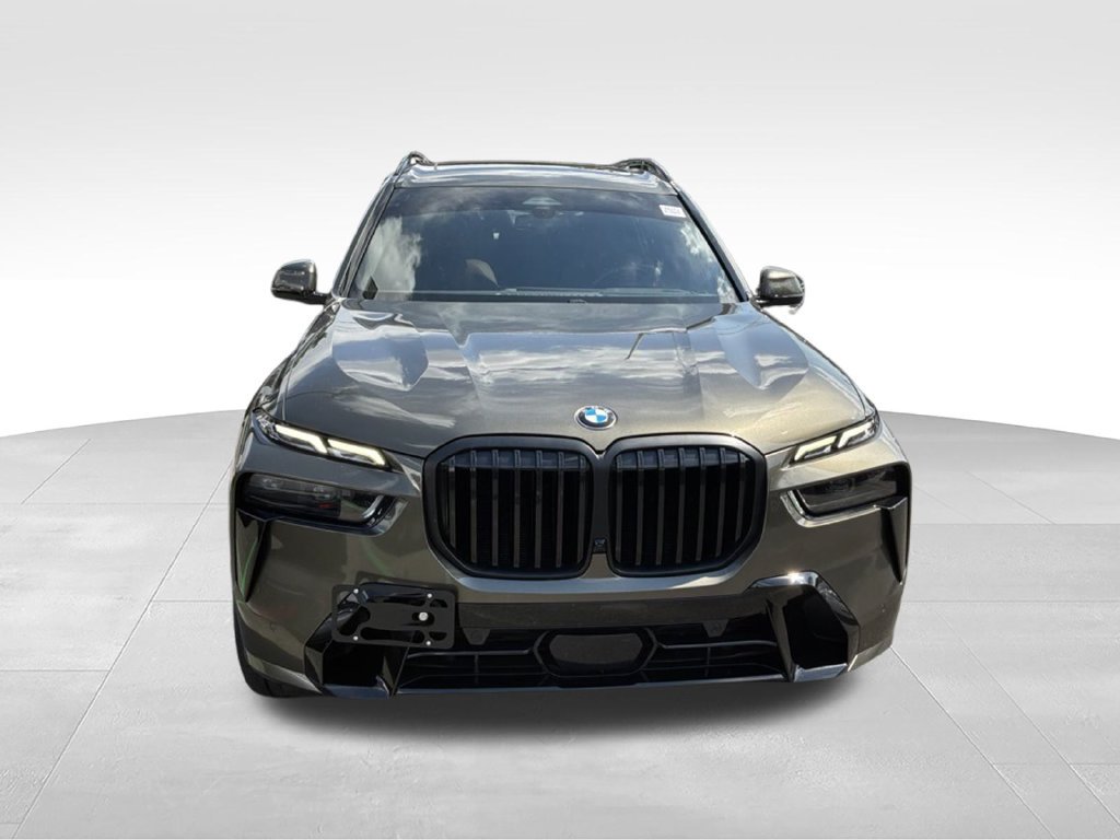Used 2024 BMW X7 xDrive40i w/ M Sport Package AWD/4WD image 15