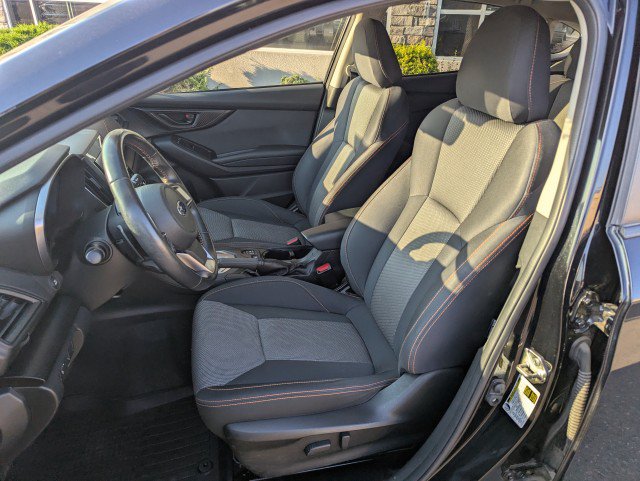 Used 2021 Subaru Crosstrek 2.0i Premium w/ Moonroof Package AWD/4WD image 11