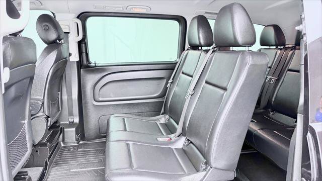 Used 2016 Mercedes-Benz Metris Passenger image 16