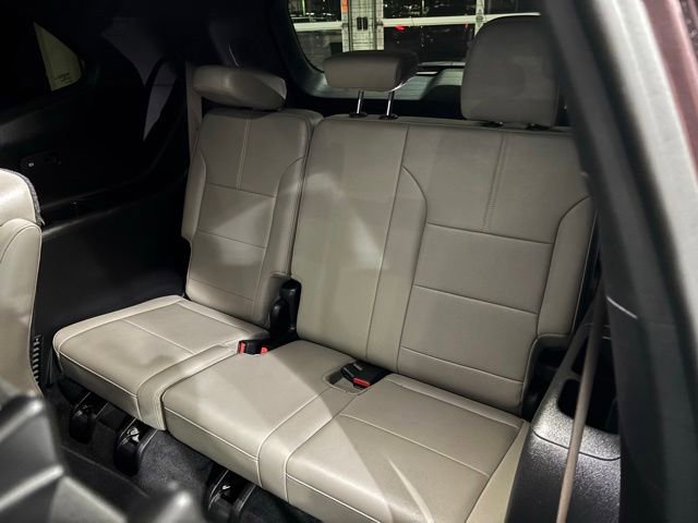 Used 2024 GMC Acadia Elevation w/ Black Edition AWD/4WD image 33