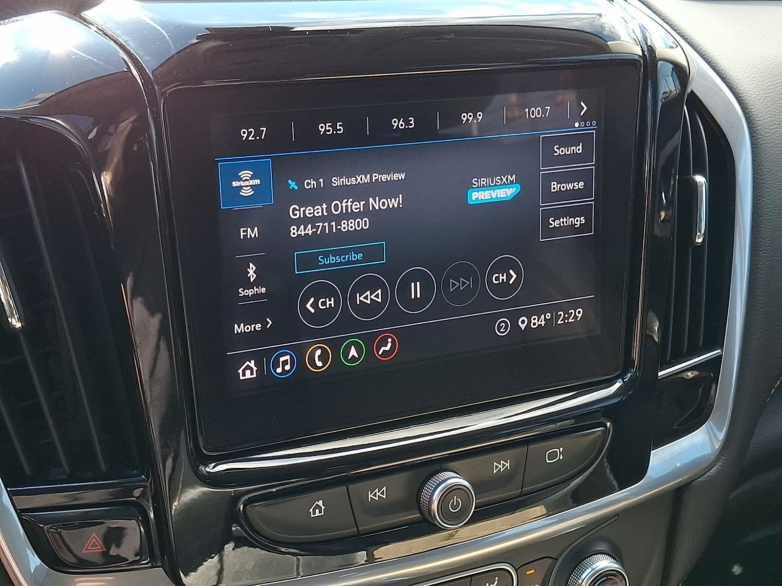 Used 2020 Chevrolet Traverse LT w/ LT Premium Package FWD image 21