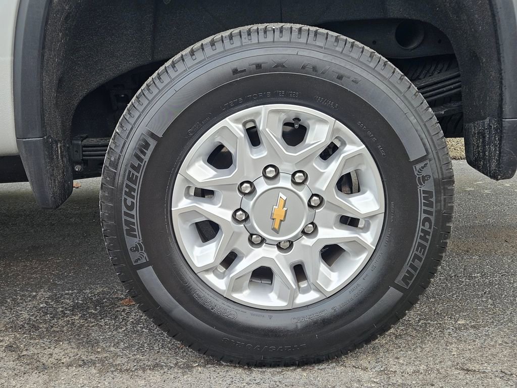 Used 2023 Chevrolet Silverado 2500 LTZ image 10