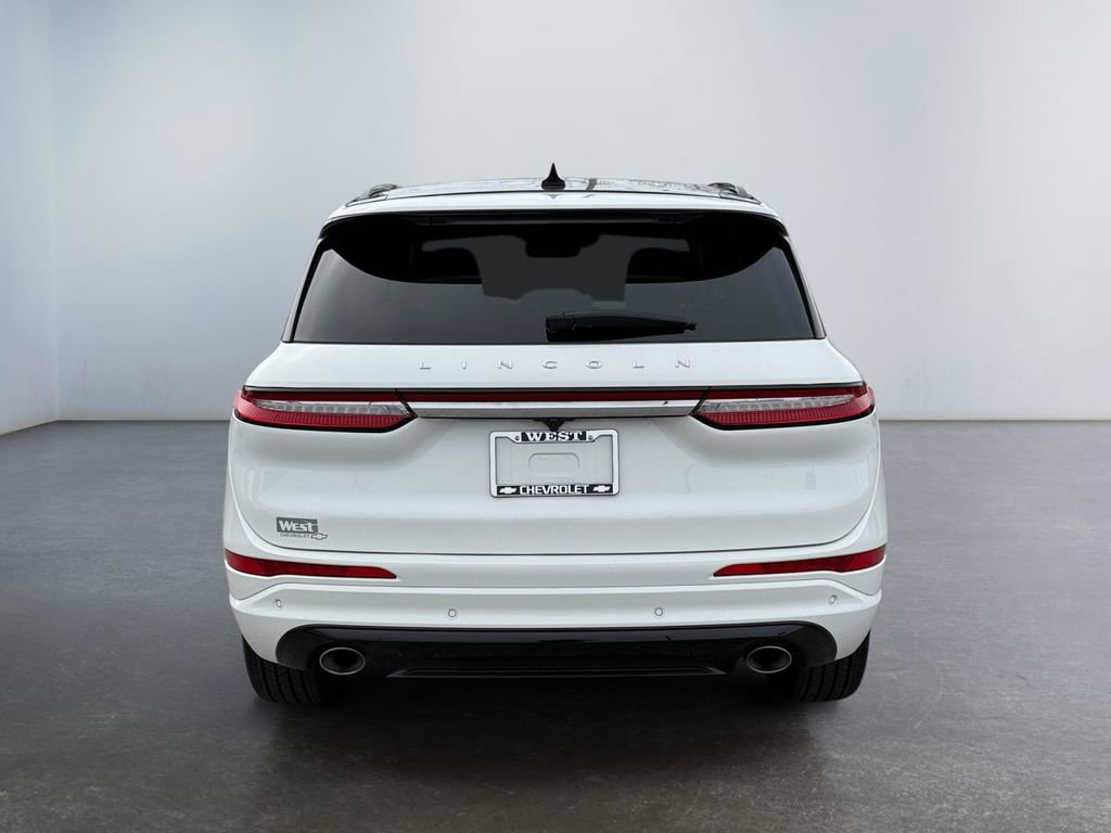 Used 2023 Lincoln Corsair Reserve w/ Equipment Group 201A image 4