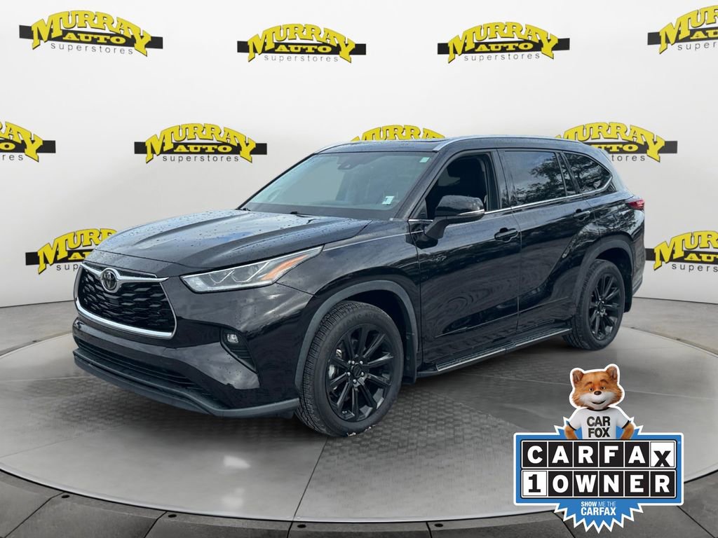 Used 2022 Toyota Highlander Limited image 1
