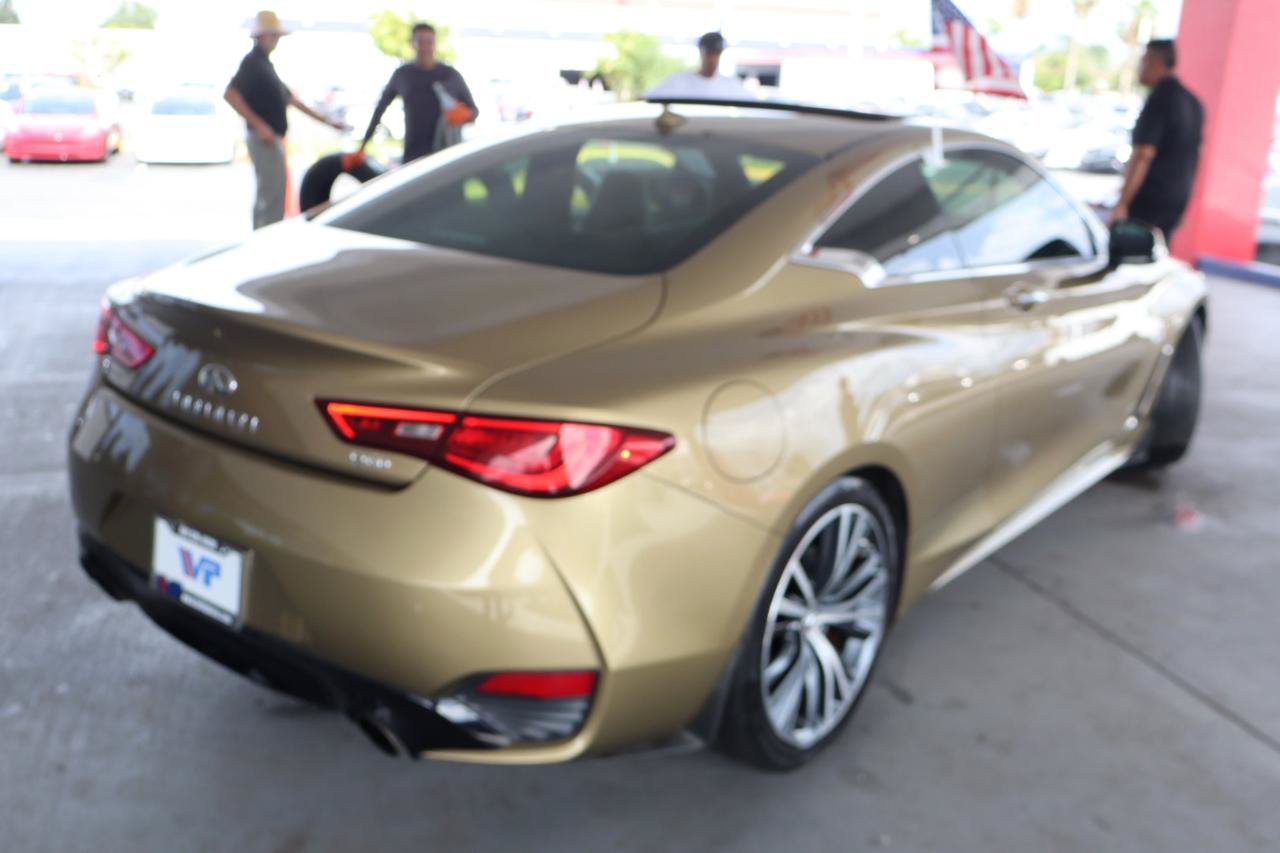 Used 2018 INFINITI Q60 3.0t Luxe RWD image 4