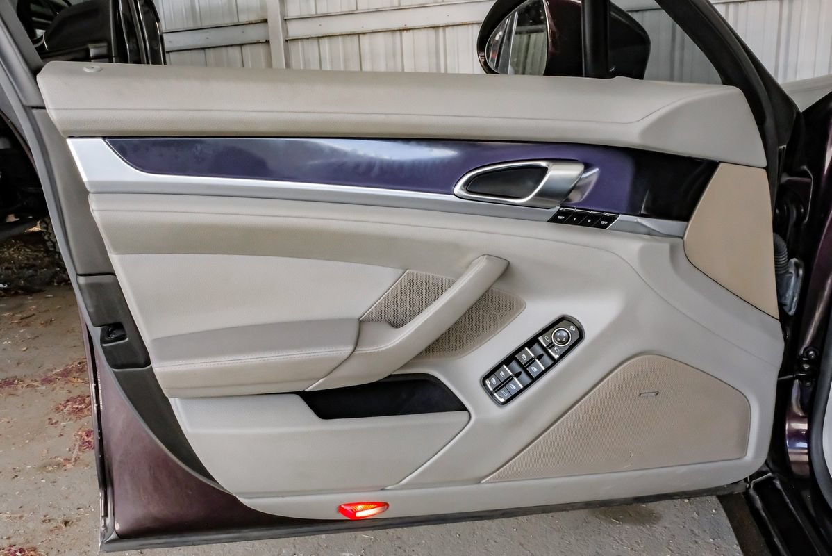 Used 2011 Porsche Panamera 4 AWD/4WD image 42