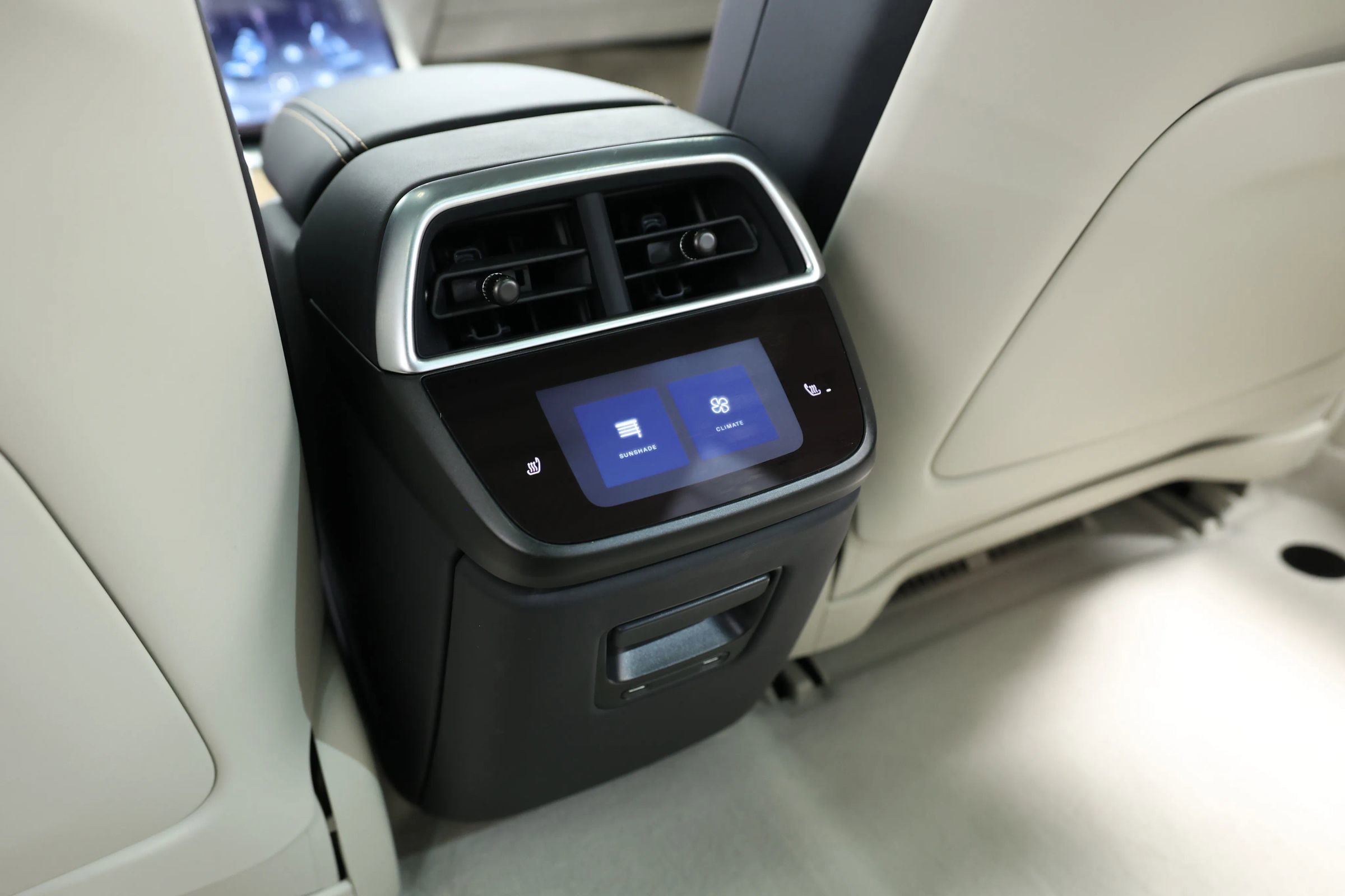 Used 2023 Lucid Air Grand Touring image 54