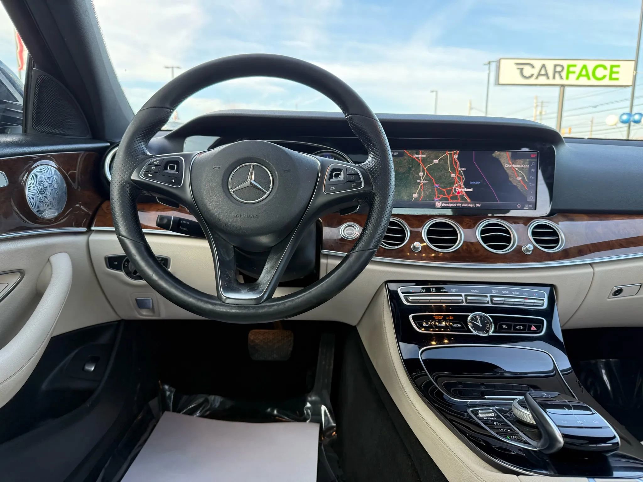 Used 2018 Mercedes-Benz E 300 4MATIC image 29