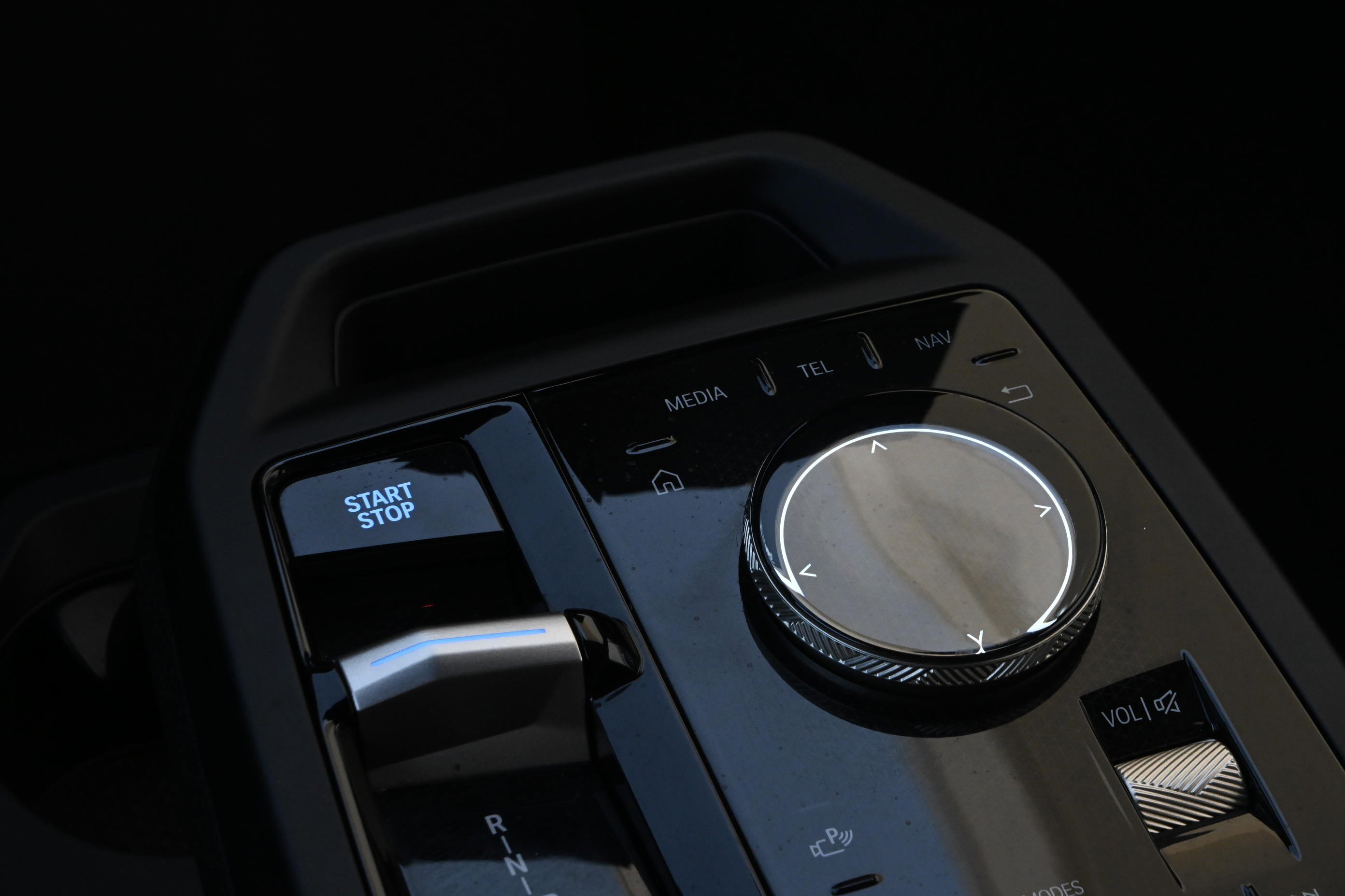 Certified 2024 BMW iX xDrive50 w/ Sport Package image 19