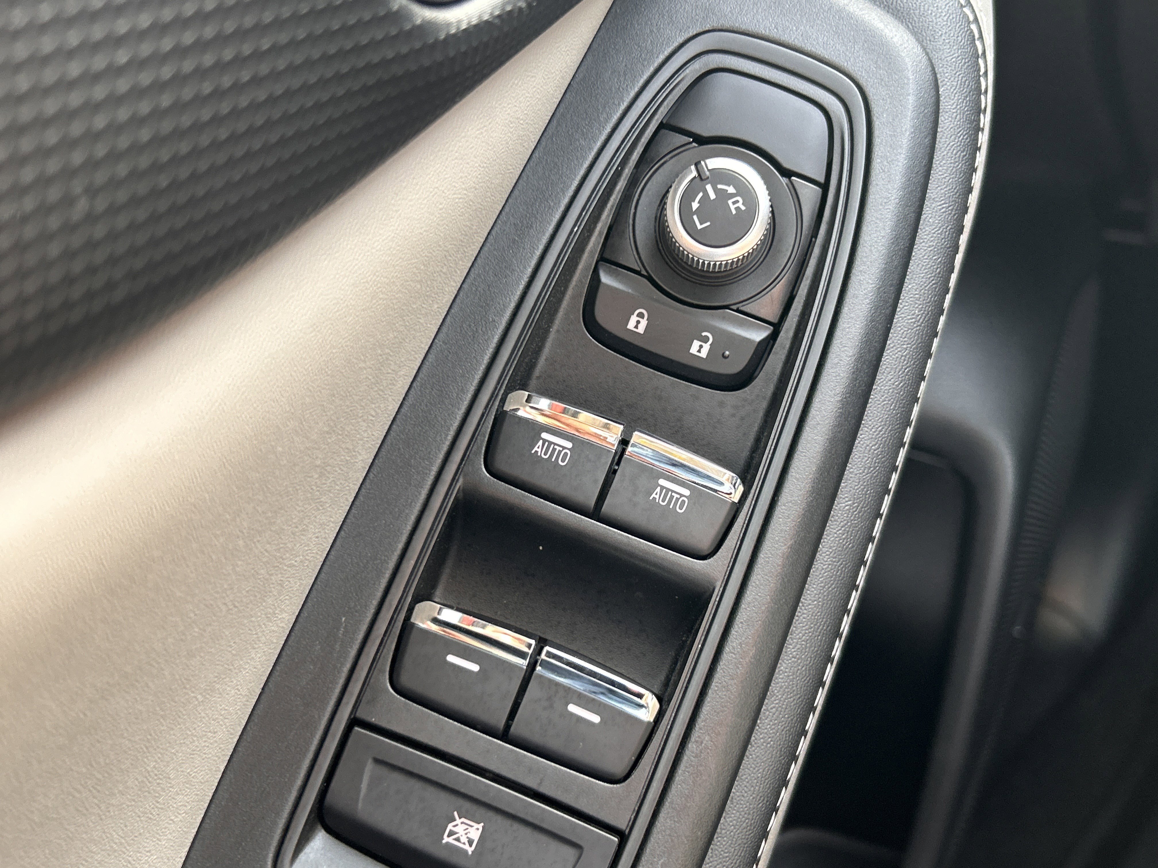 Used 2023 Subaru Forester Limited w/ Popular Package #2 image 19