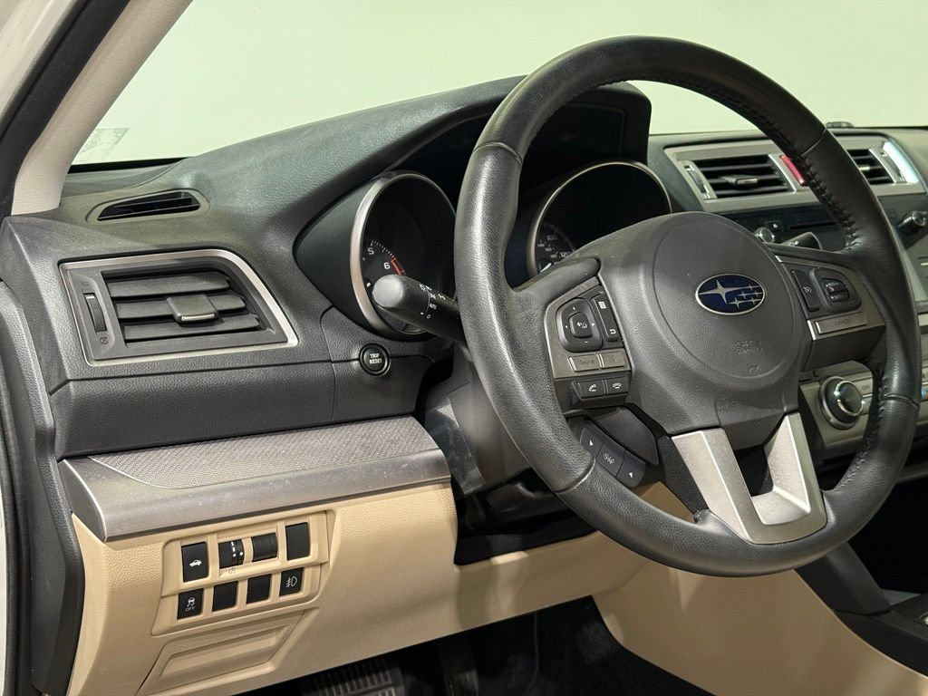 Used 2015 Subaru Legacy 2.5i Premium AWD/4WD image 16