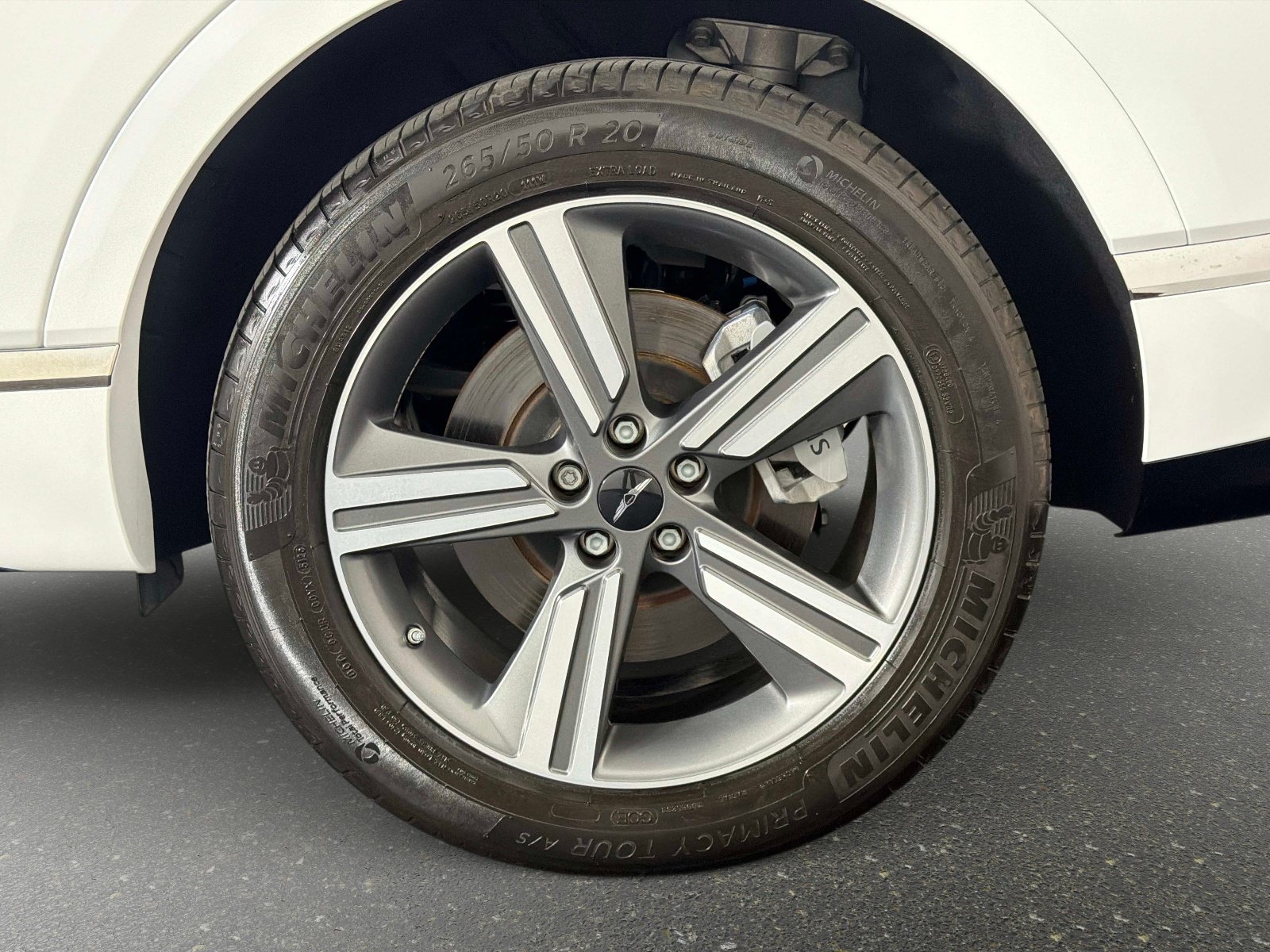 Used 2025 Genesis GV80 3.5T AWD/4WD image 11