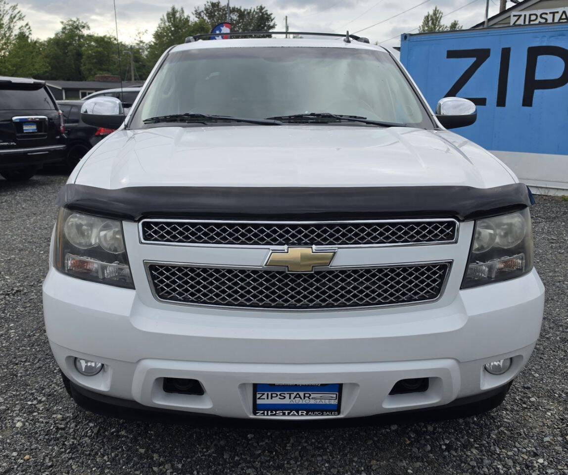 Used 2011 Chevrolet Avalanche LTZ AWD/4WD image 3