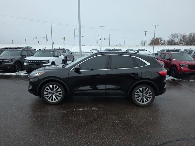 Certified 2022 Ford Escape Titanium w/ Class II Trailer Tow Package image 4