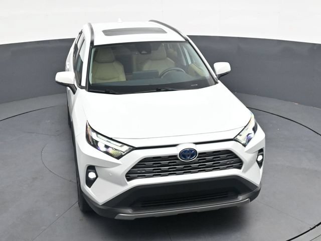 Used 2024 Toyota RAV4 Limited AWD/4WD image 30