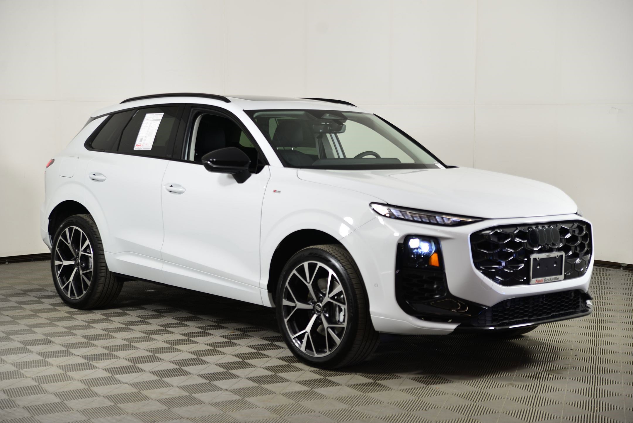 New 2026 Audi Q3 quattro 2.0T image 7
