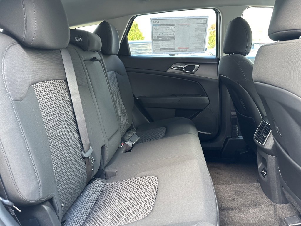 New 2026 Kia Sportage S image 16