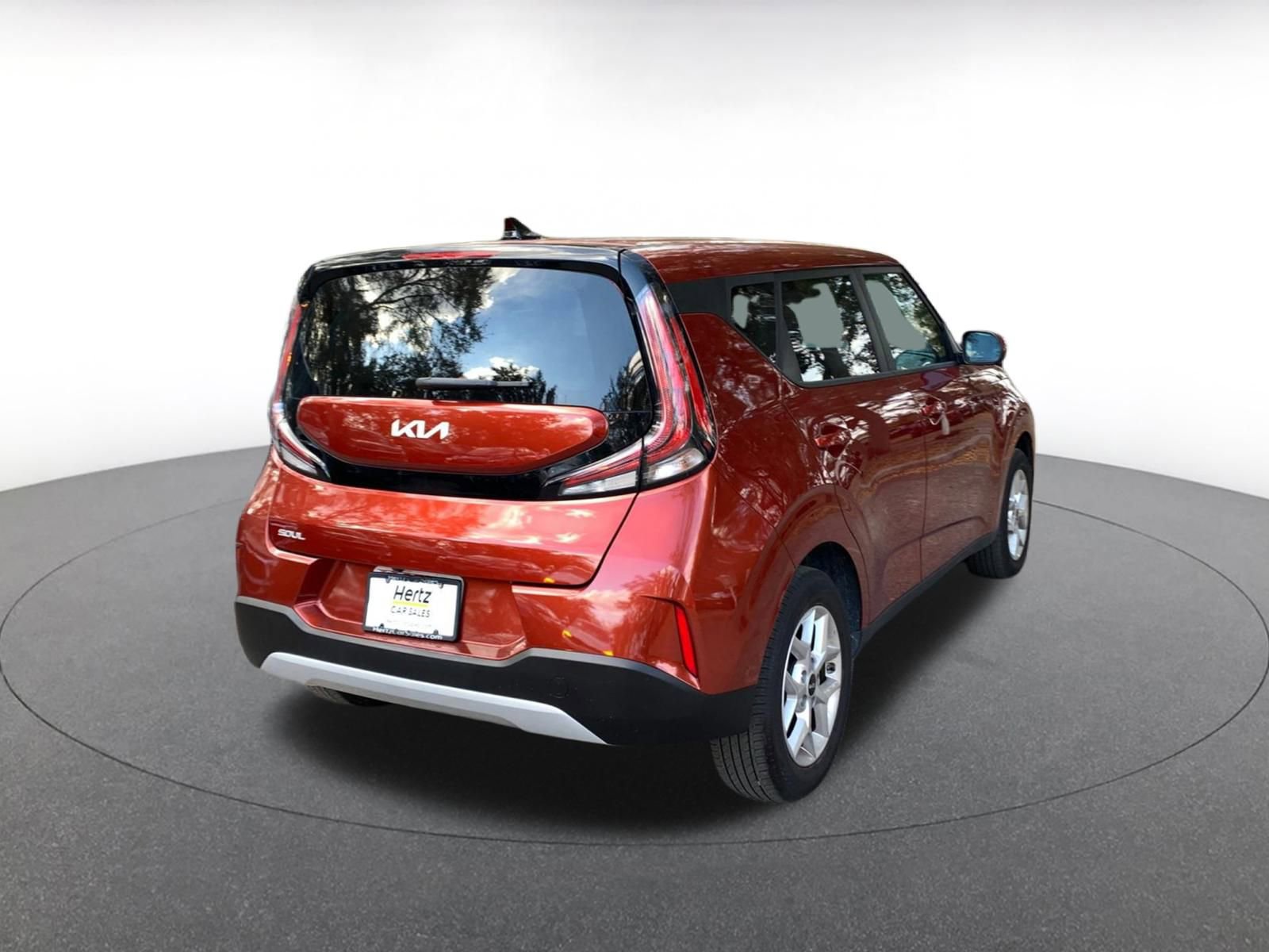 Used 2025 Kia Soul LX w/ LX Technology Package image 7