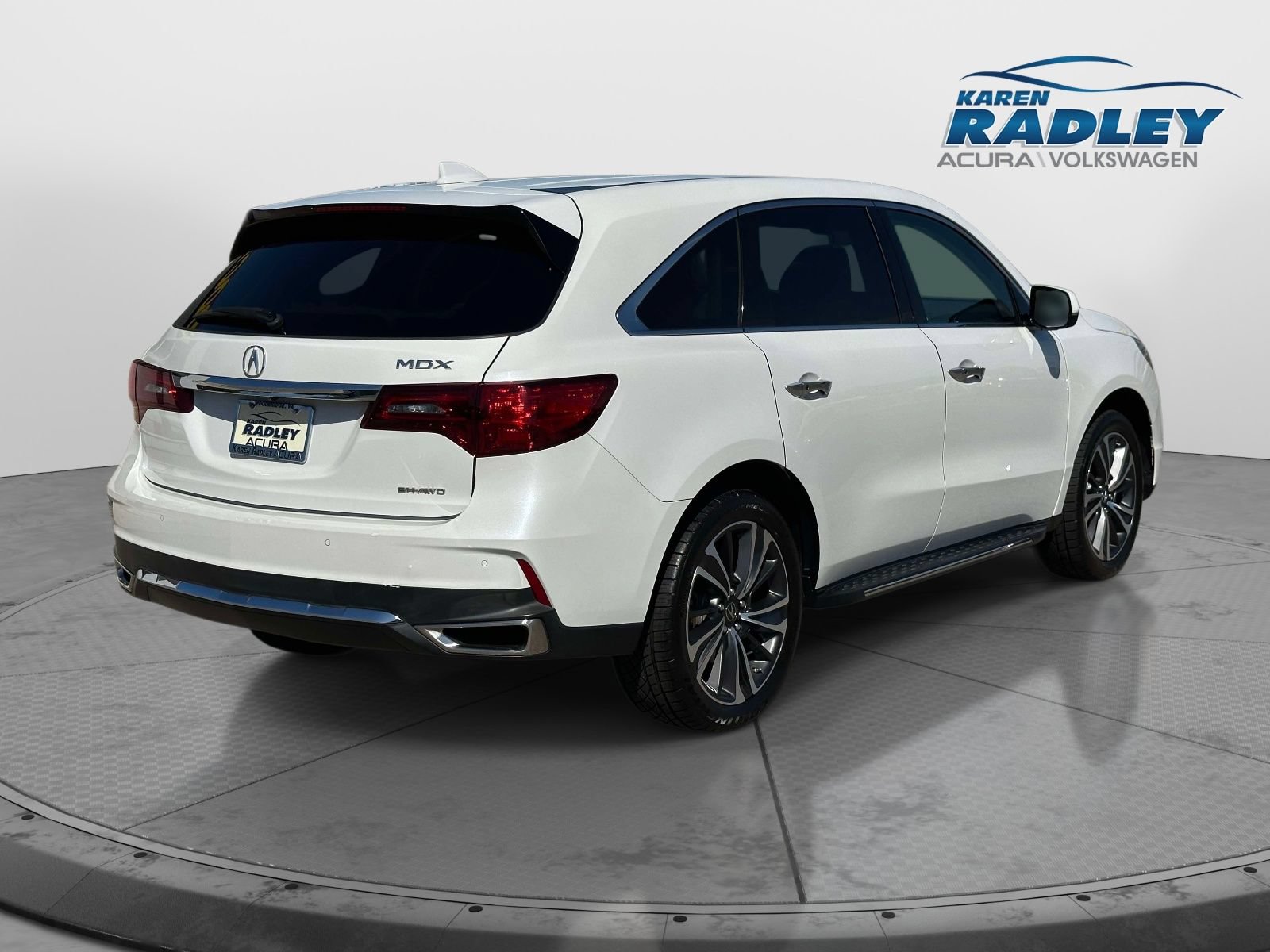 Certified 2020 Acura MDX w/ Technology Package AWD/4WD image 2