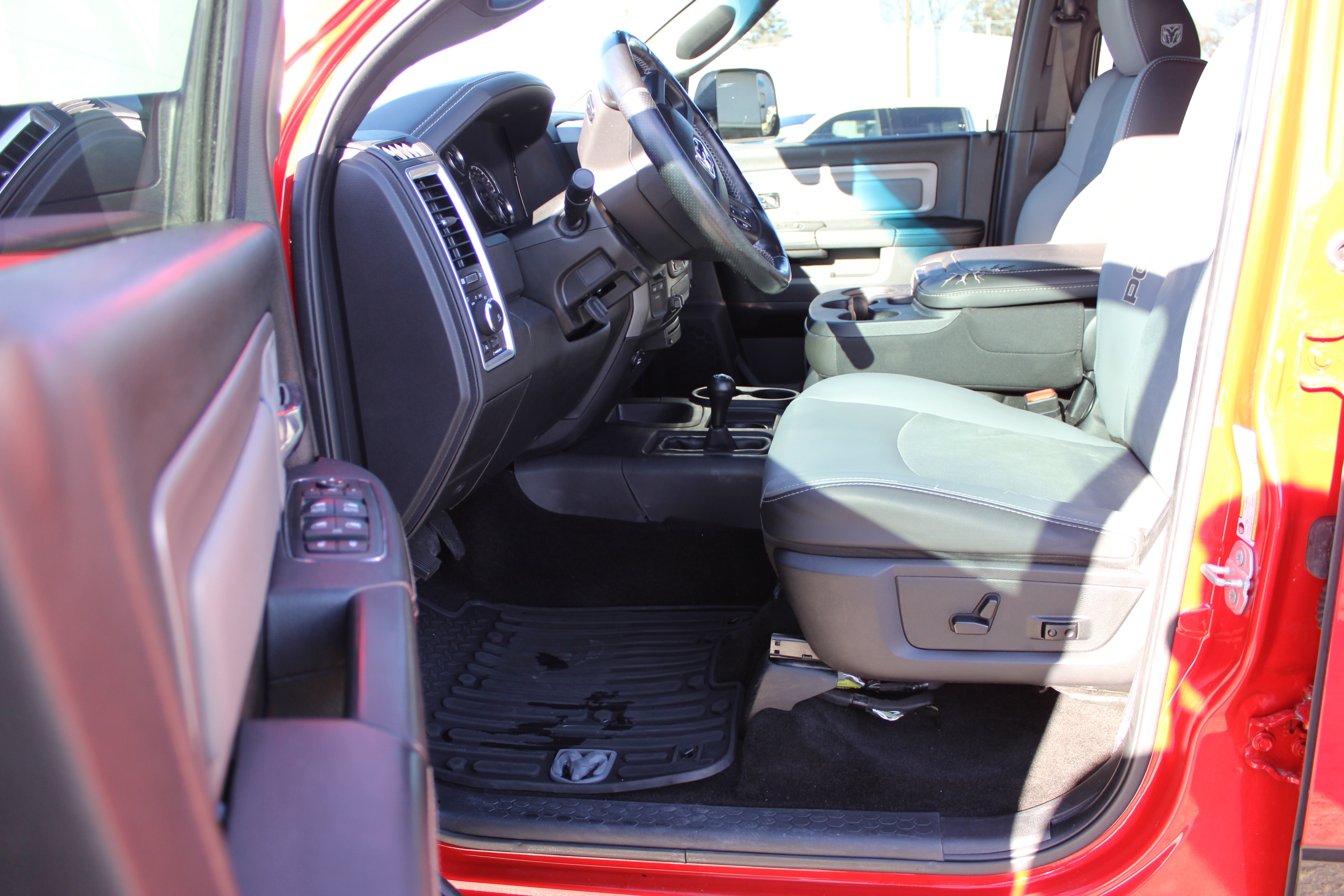 Used 2018 RAM 2500 Power Wagon w/ Luxury Group image 24