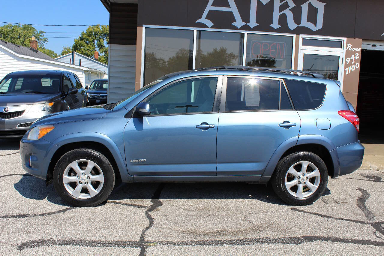 Used 2011 Toyota RAV4 Limited image 5