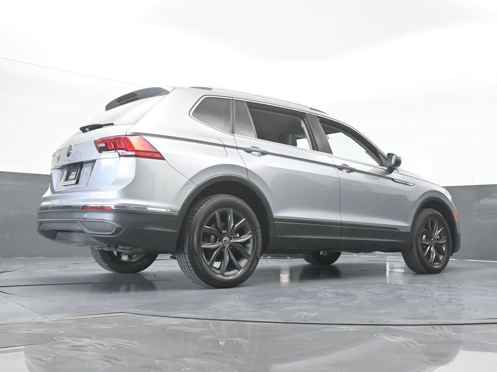 Used 2024 Volkswagen Tiguan SE FWD image 62