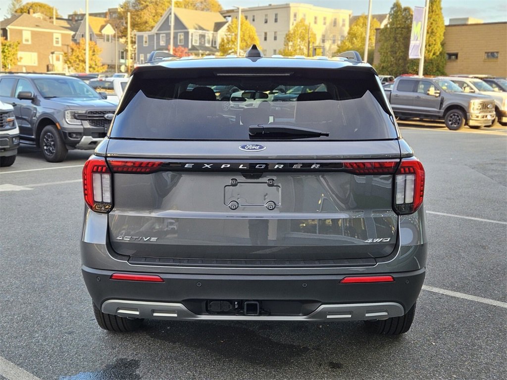 New 2026 Ford Explorer Active image 4