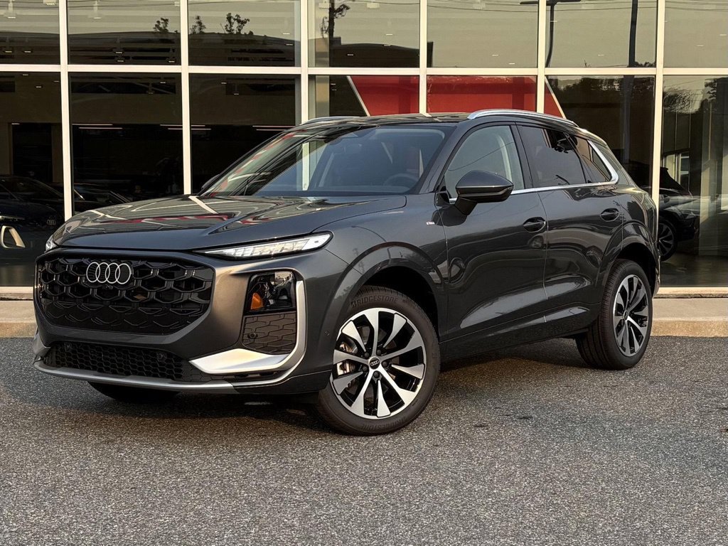 New 2026 Audi Q3 quattro 2.0T AWD/4WD image 1