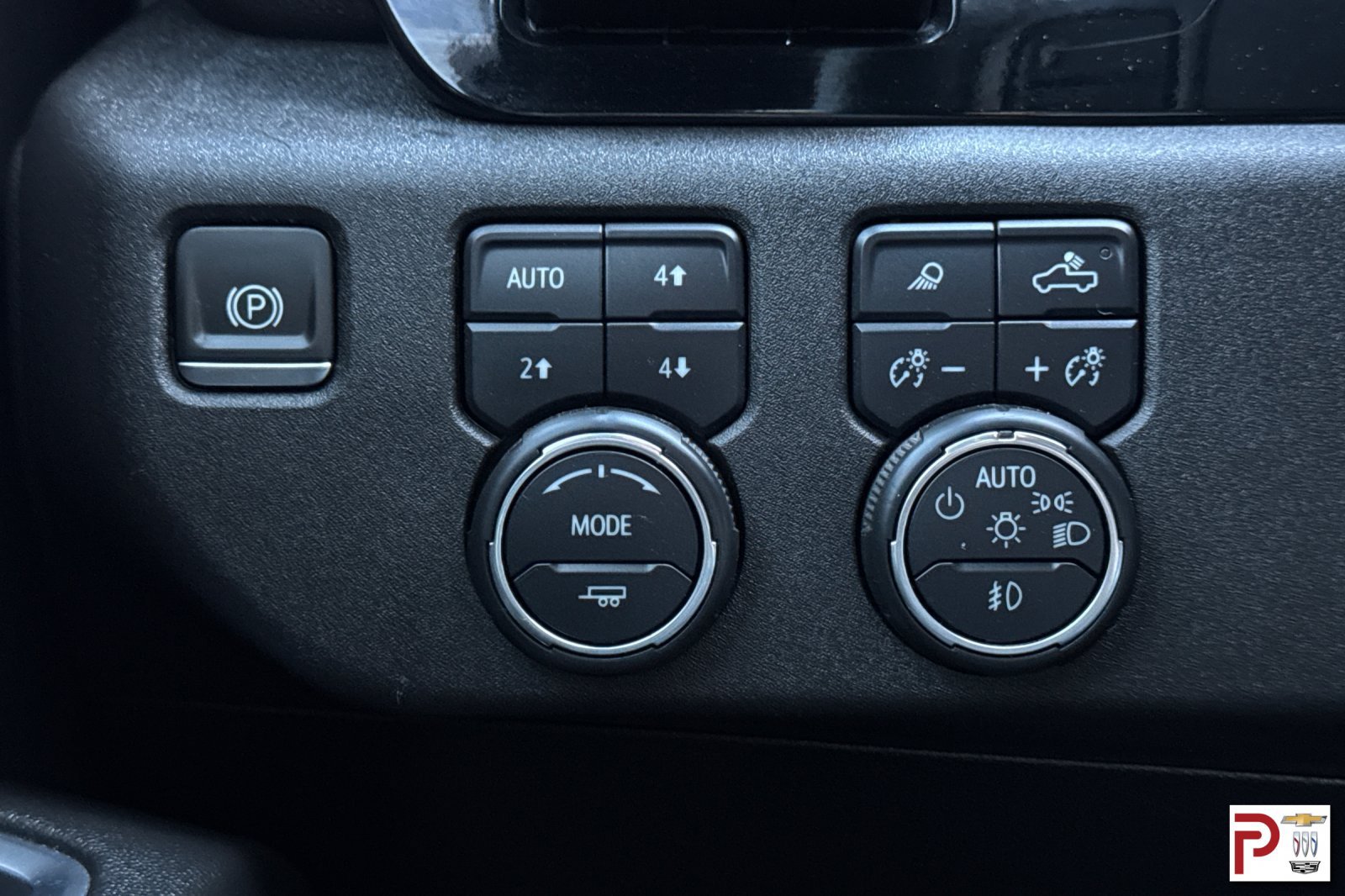 Certified 2024 Chevrolet Silverado 3500 High Country w/ High Country Premium Package AWD/4WD image 31