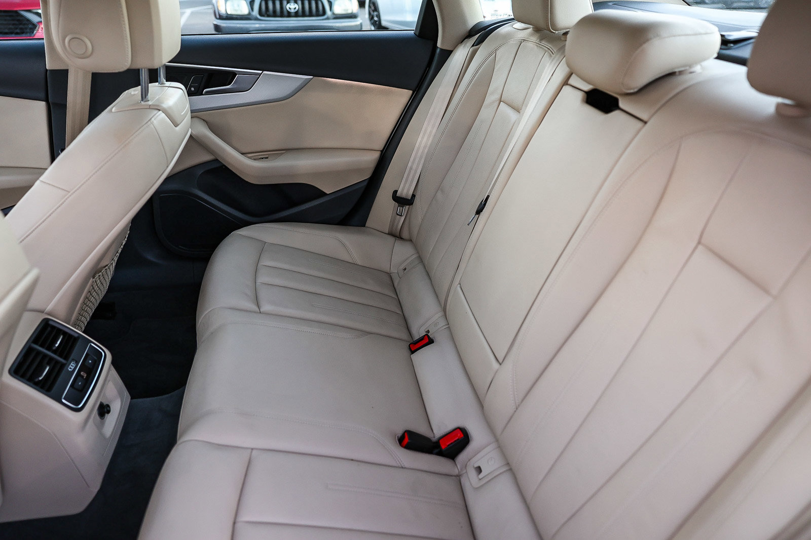 Used 2018 Audi A4 2.0T Premium w/ 18" Wheel Package image 9