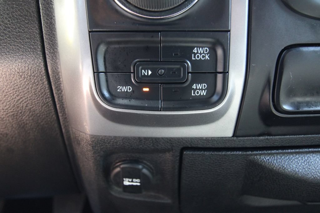 Used 2024 RAM 1500 Warlock AWD/4WD image 24