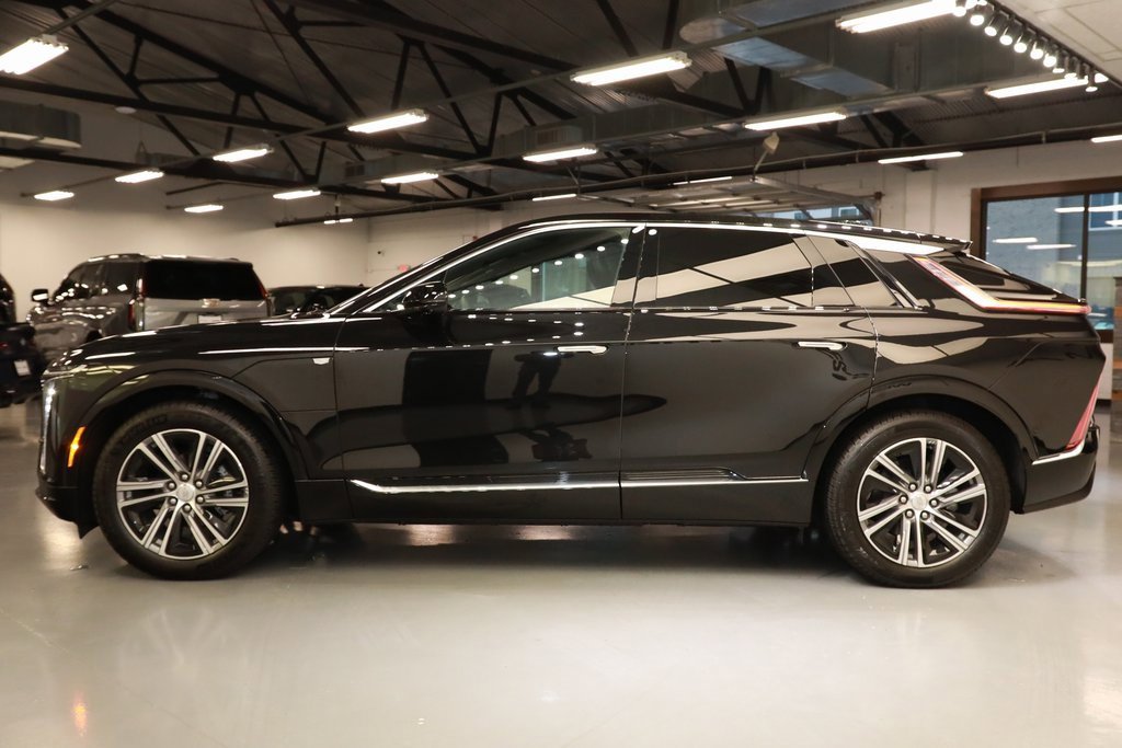 Used 2024 Cadillac Lyriq Luxury image 4