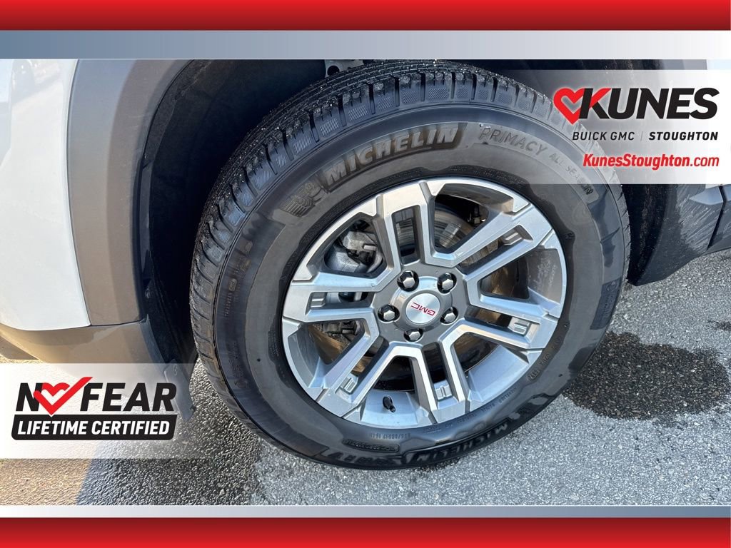 Used 2025 GMC Terrain Elevation image 16