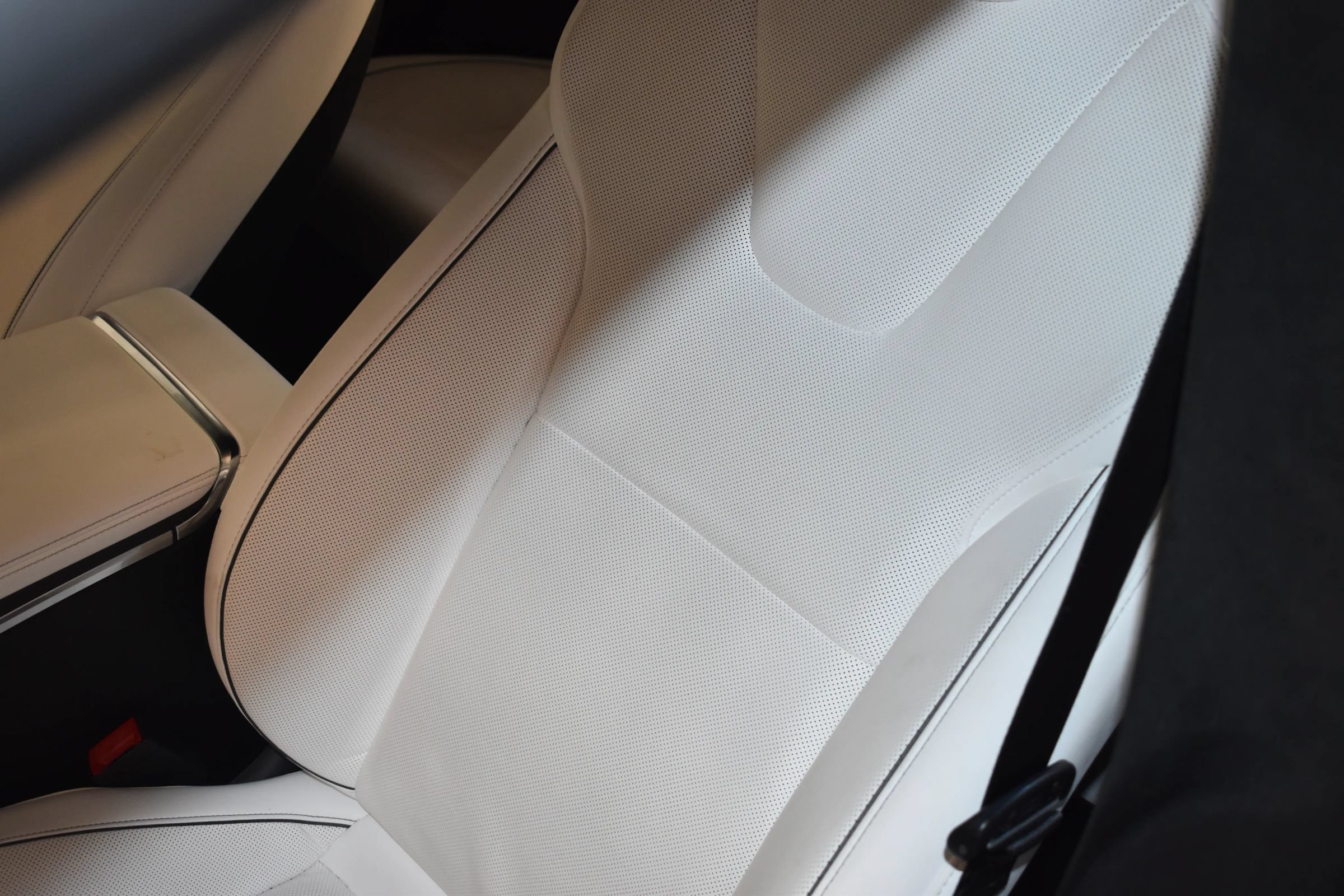Used 2022 Tesla Model S Plaid AWD/4WD image 16