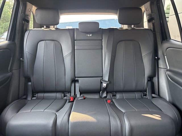 Used 2025 Mercedes-Benz GLB 250 4MATIC image 36