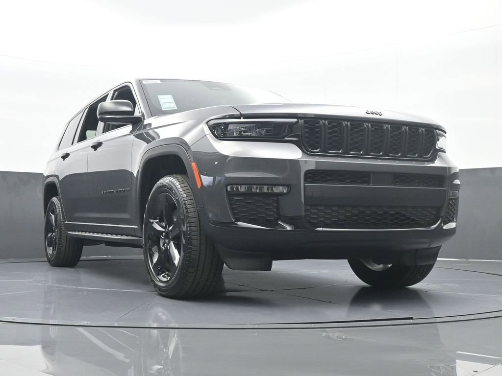Used 2025 Jeep Grand Cherokee L Limited w/ Black Appearance Package AWD/4WD image 60
