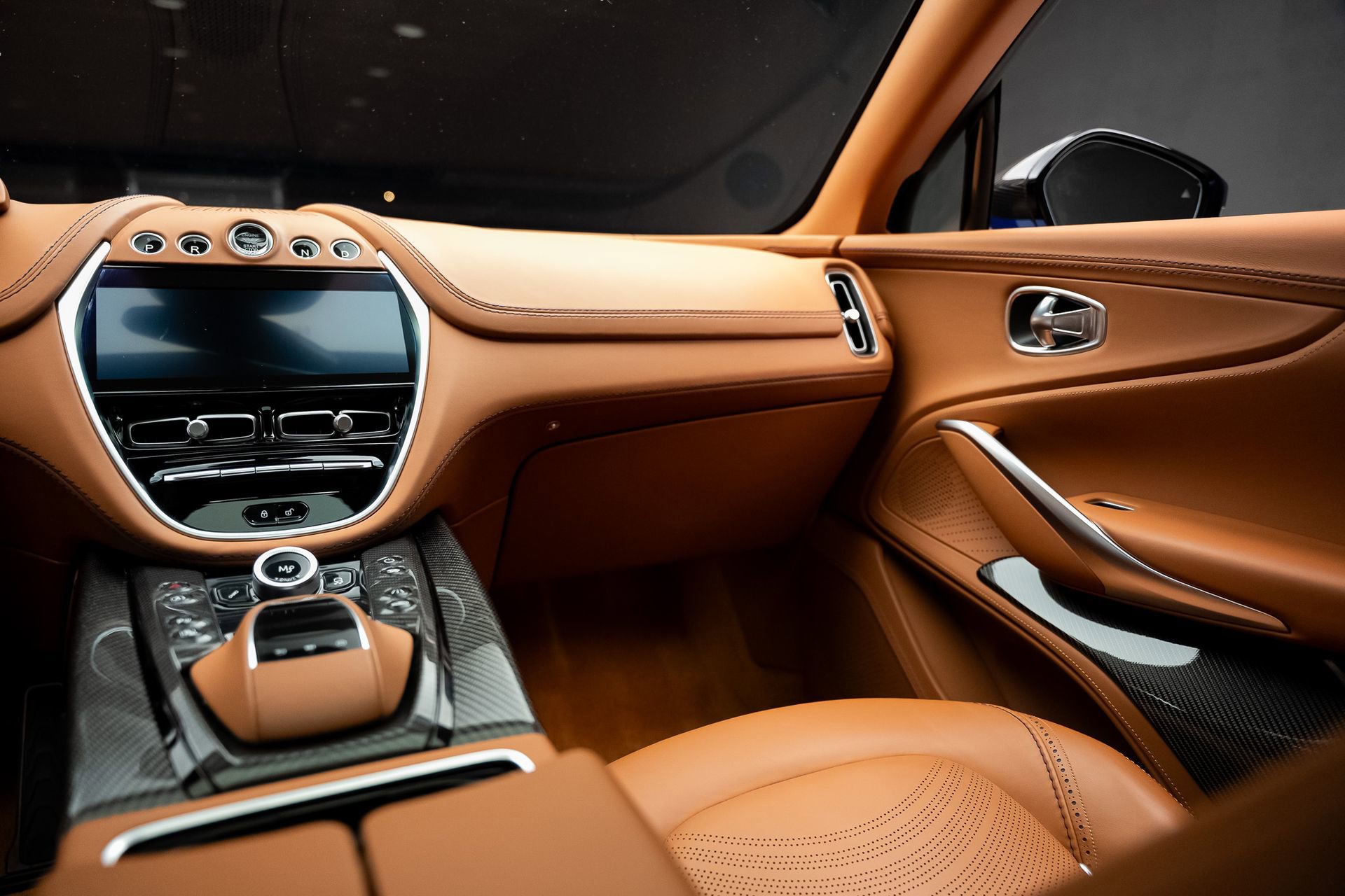 Used 2023 Aston Martin DBX 707 AWD/4WD image 43