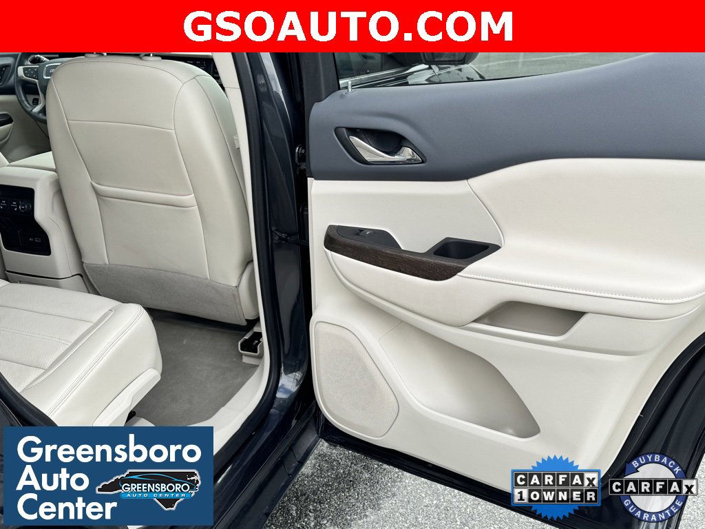 Used 2022 GMC Acadia Denali w/ Denali Technology Package image 29