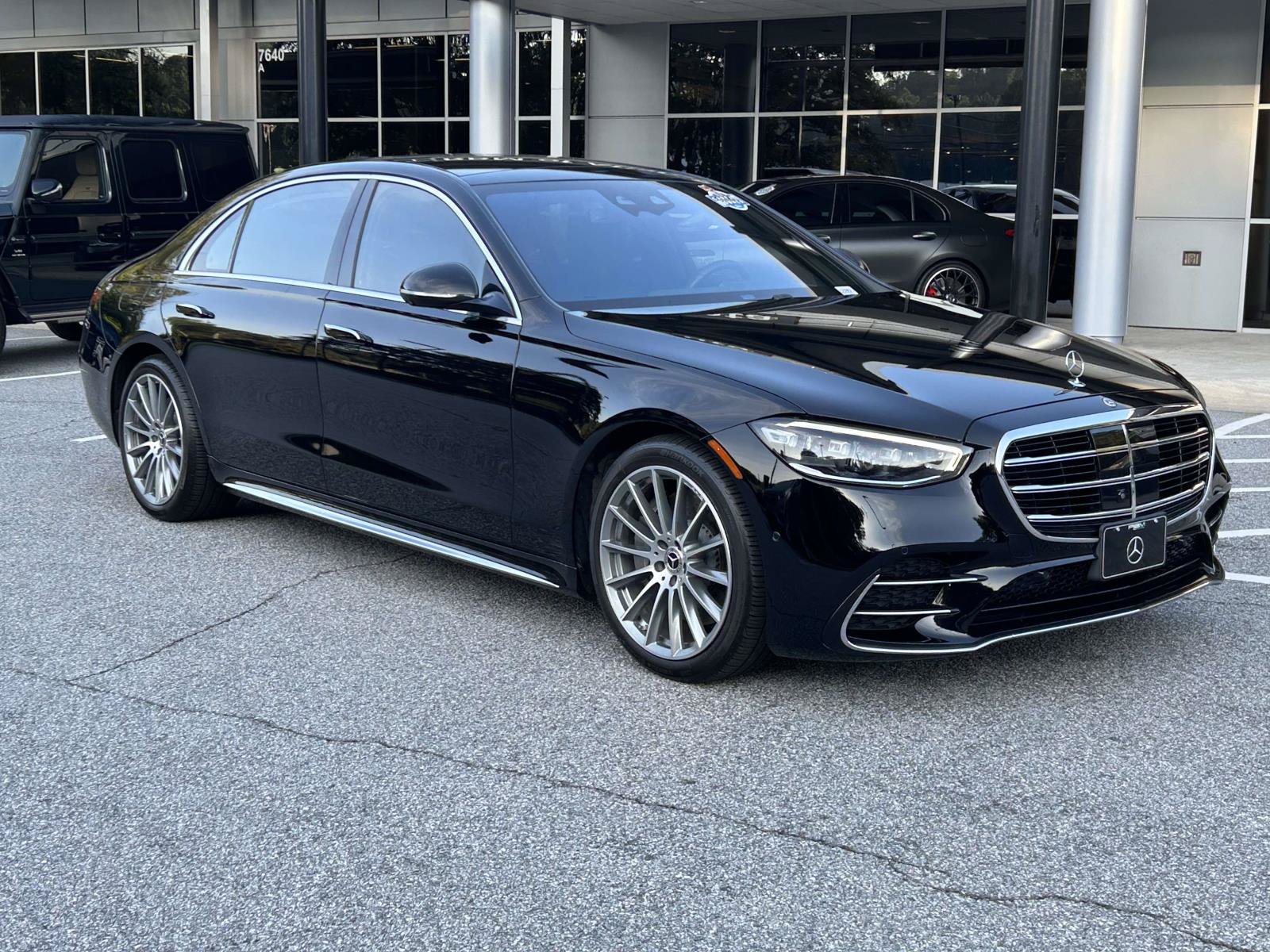 Used 2023 Mercedes-Benz S 500 4MATIC image 4