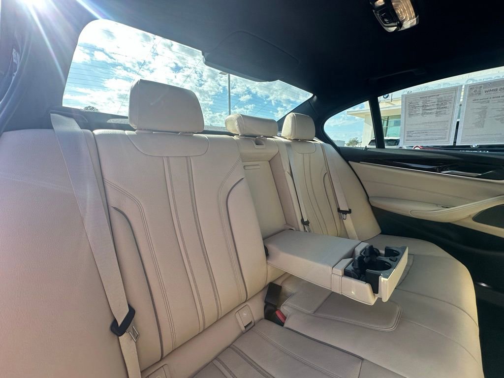 Used 2020 BMW 540i w/ Premium Package RWD image 24