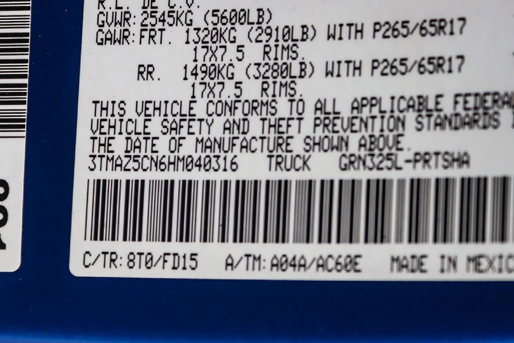 Used 2017 Toyota Tacoma TRD Sport w/ Tow Package image 11