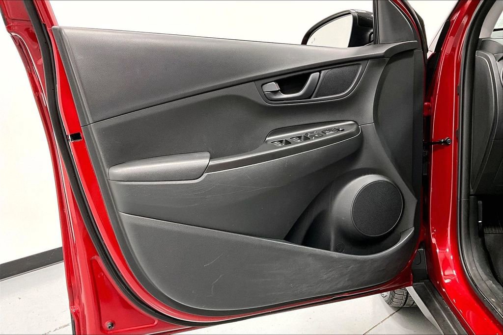 Used 2021 Hyundai Kona SEL image 20