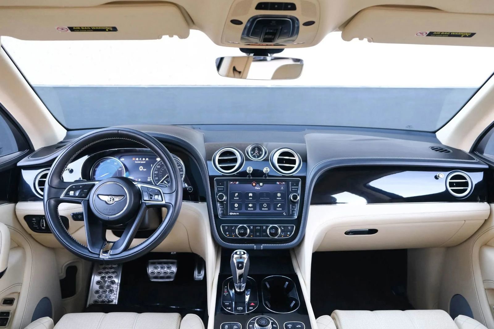 Used 2018 Bentley Bentayga image 37