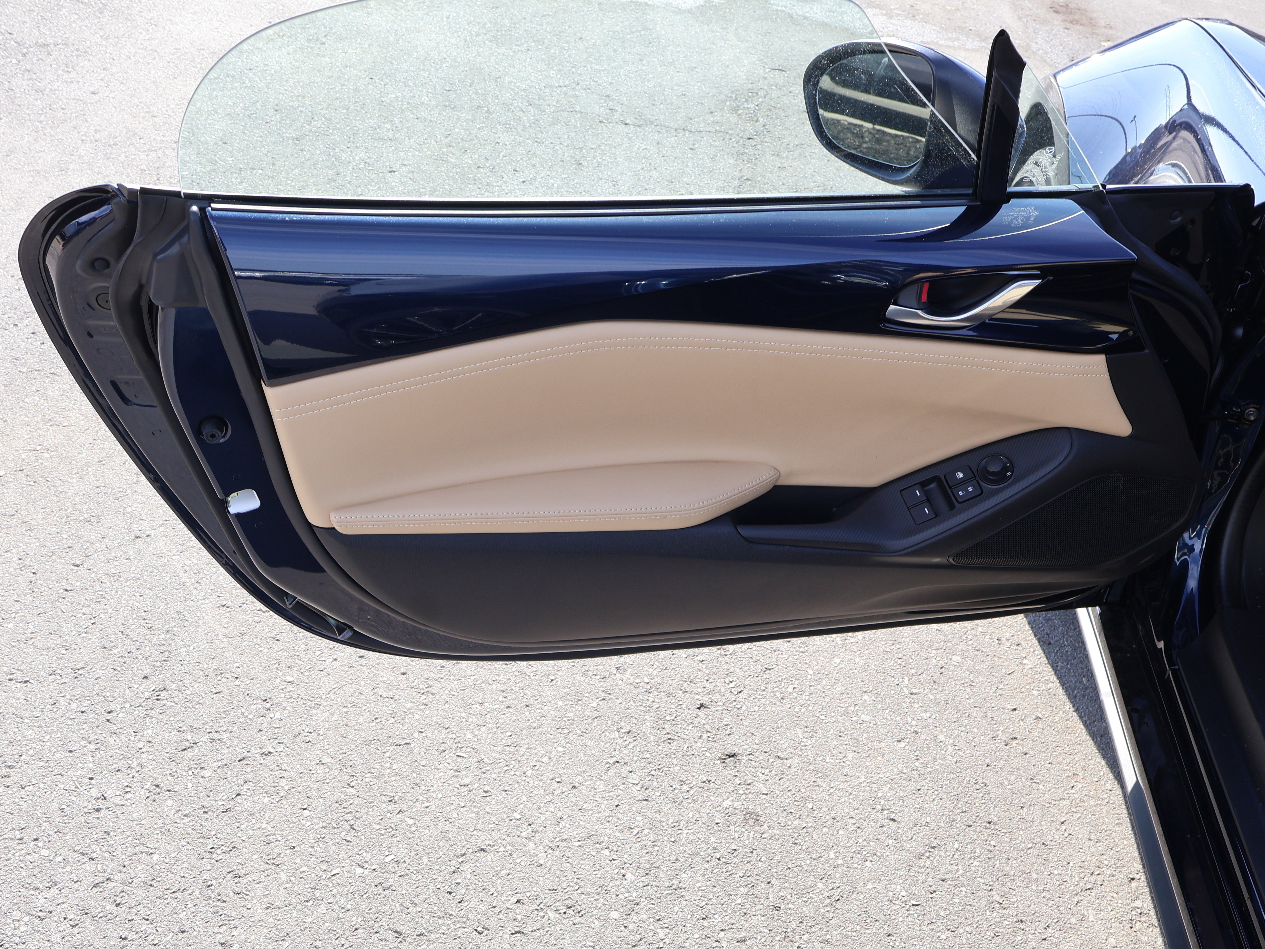 New 2025 MAZDA MX-5 Miata Grand Touring w/ Weather Package image 27