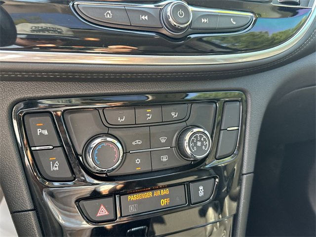 Used 2021 Buick Encore Preferred w/ Safety Package II image 19